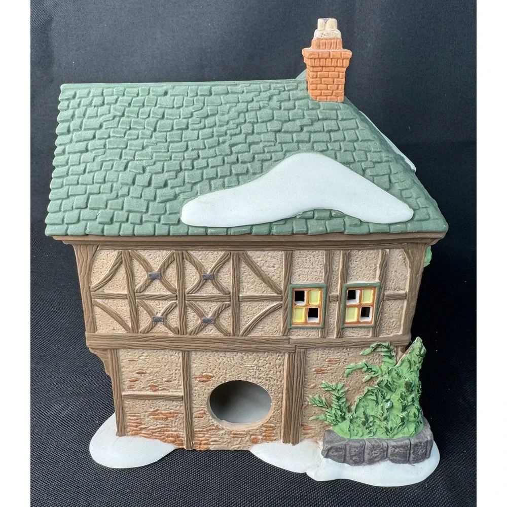 Vintage 1995 Department 56 Heritage Village T. Puddlewick Spectacle Shop Light